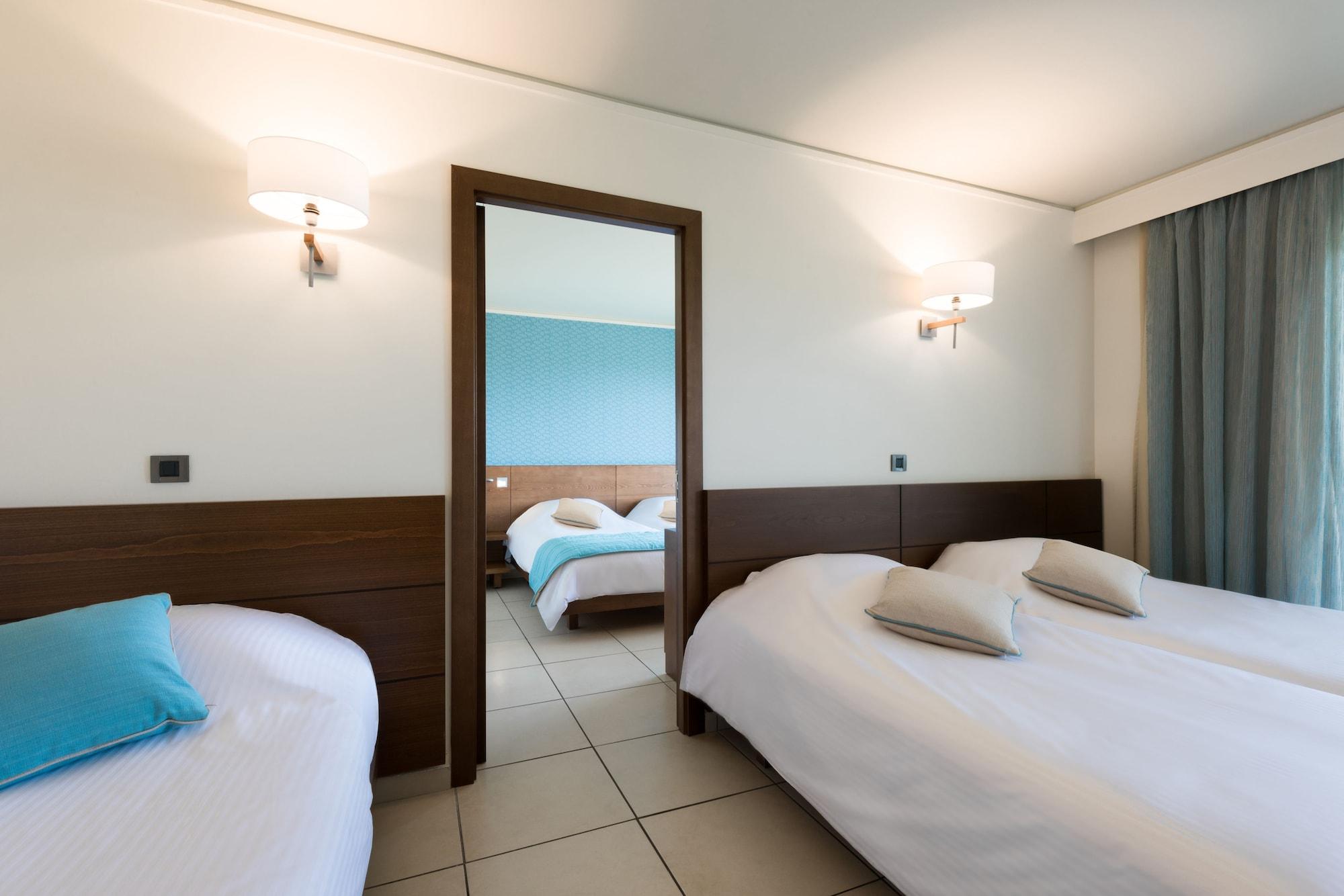 לאמפי Blue Lagoon Resort מראה חיצוני תמונה