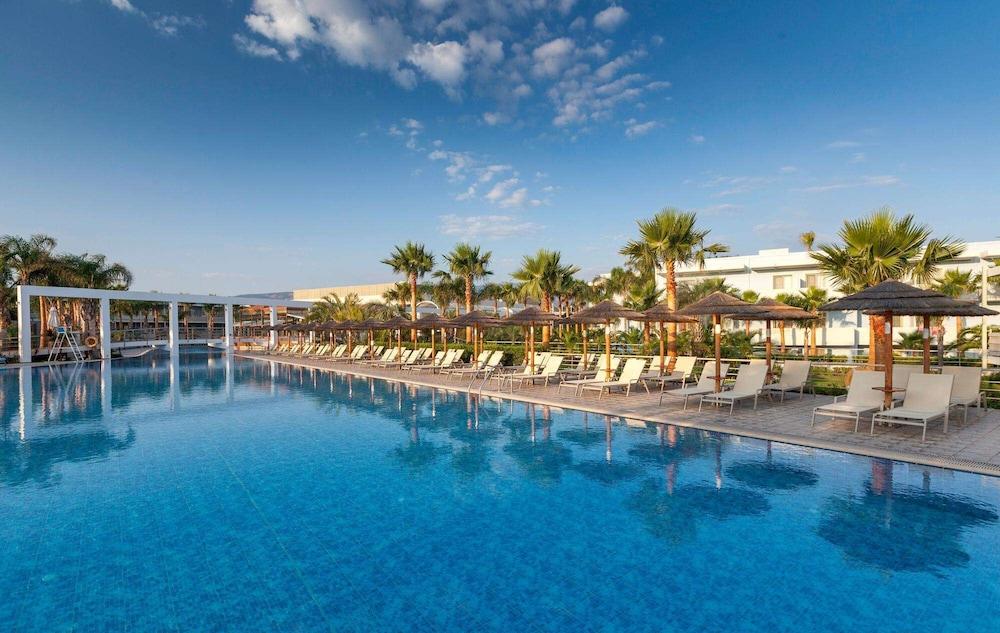 לאמפי Blue Lagoon Resort מראה חיצוני תמונה