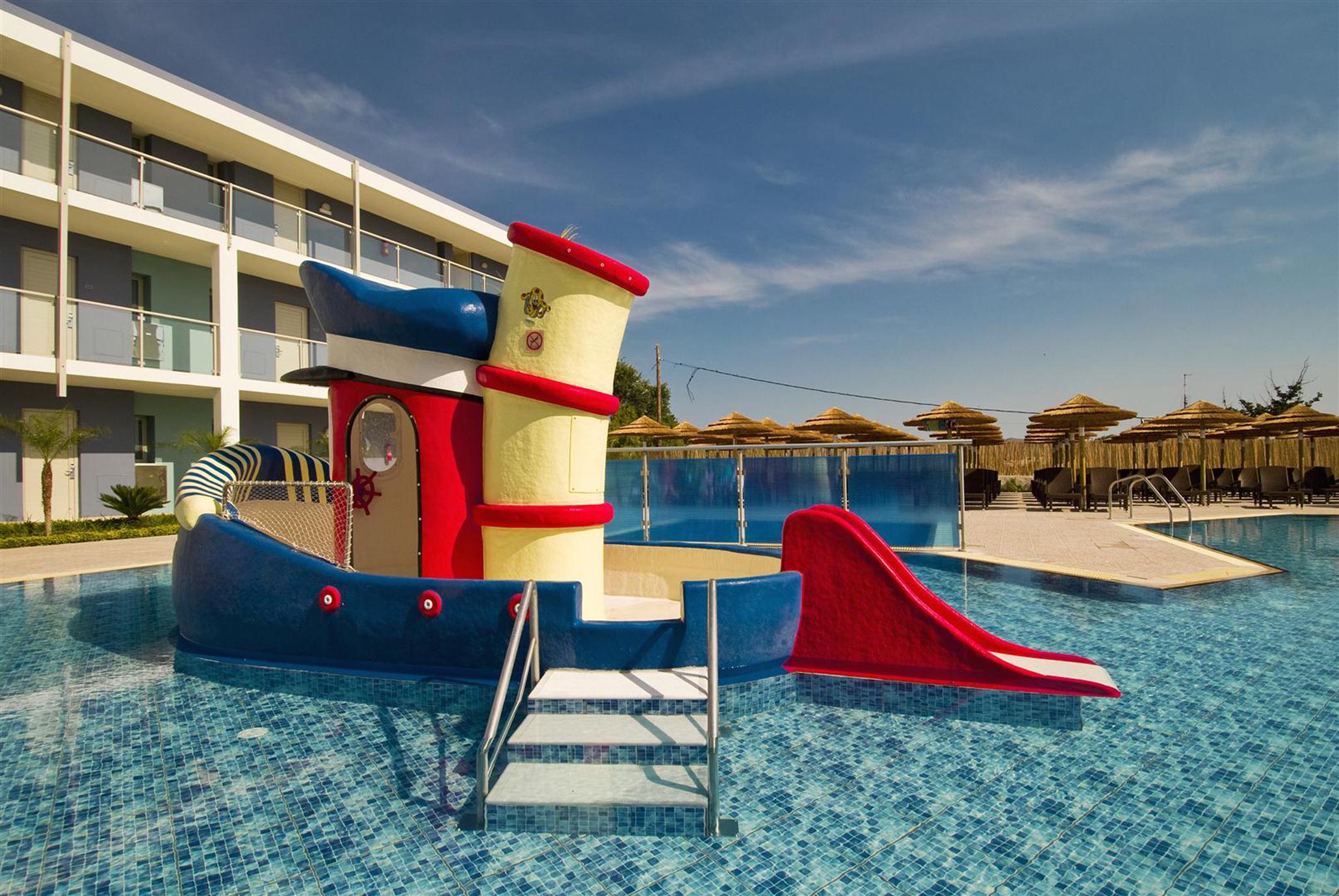 לאמפי Blue Lagoon Resort מראה חיצוני תמונה